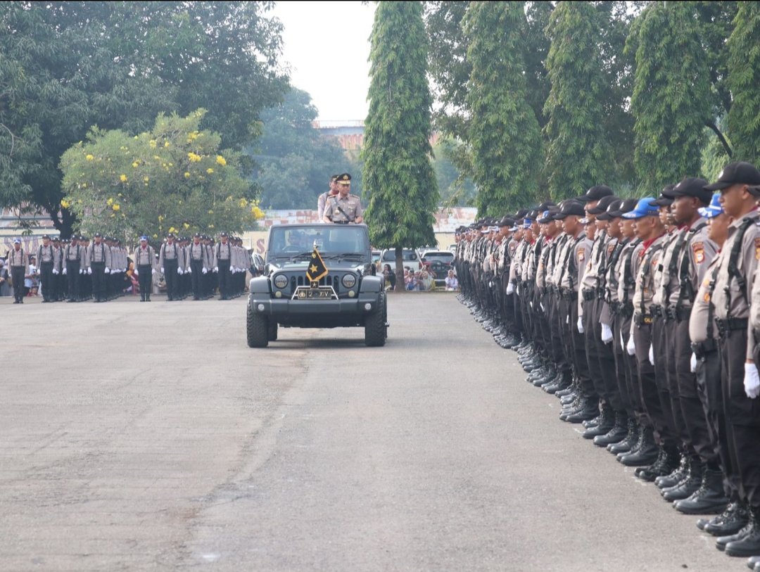 Wakapolda Sulsel Pimpin Upacara Pembukaan Pendidikan Pembentukan Bintara Polri Gel.II T.A. 2024