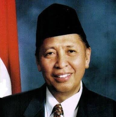 Kabar Duka Datang Dari Wapres ke-9, Ini Profil Hamzah Haz