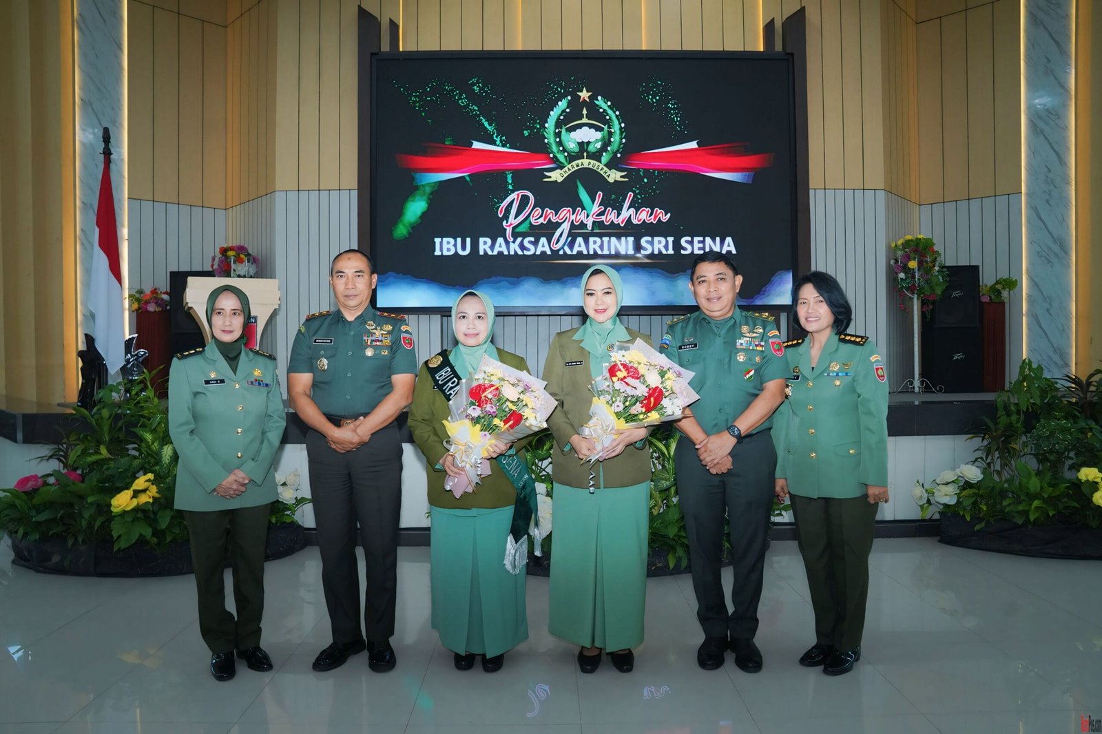 Pengukuhan Ny. Infita Windiyatno sebagai Ibu Raksakarini Sri Sena Kodam XIV/Hsn