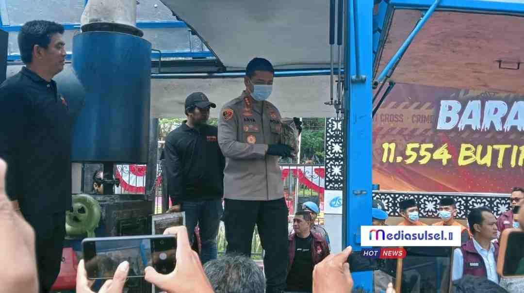 Narkoba Jaringan Internasional Dimusnahkan di Makassar, Nilai Capai Rp16 Miliar 10 Narkoba Jaringan Internasional Dimusnahkan di Makassar, Nilai Capai Rp16 Miliar