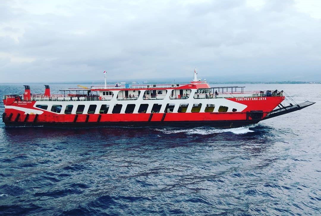 Tragedi KMP Tunu Pratama Jaya: 18 Korban Ditemukan, 2 Tewas di Perairan Selat Bali 7 Tragedi KMP Tunu Pratama Jaya: 18 Korban Ditemukan, 2 Tewas di Perairan Selat Bali