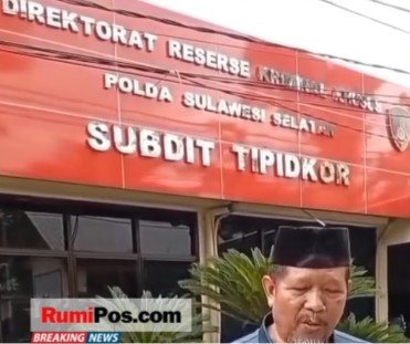 Beredar Video: Andi Jamal Kamaruddin alias Om Betel Laporkan Wali Kota Makassar ke Polda Sulsel Terkait Dugaan Korupsi Seragam Sekolah 8 Beredar Video: Andi Jamal Kamaruddin alias Om Betel Laporkan Wali Kota Makassar ke Polda Sulsel Terkait Dugaan Korupsi Seragam Sekolah