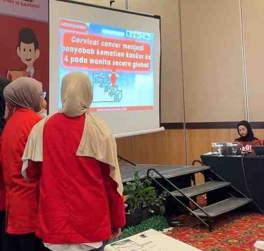 Bangga! Tim Farmasi Unhas Kembangkan Terobosan Terapi Kanker Serviks 2 Bangga! Tim Farmasi Unhas Kembangkan Terobosan Terapi Kanker Serviks