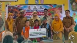 27 Siswa SDN Baraya 1 Korban Kebakaran Bontoala Terima Bantuan Sekolah