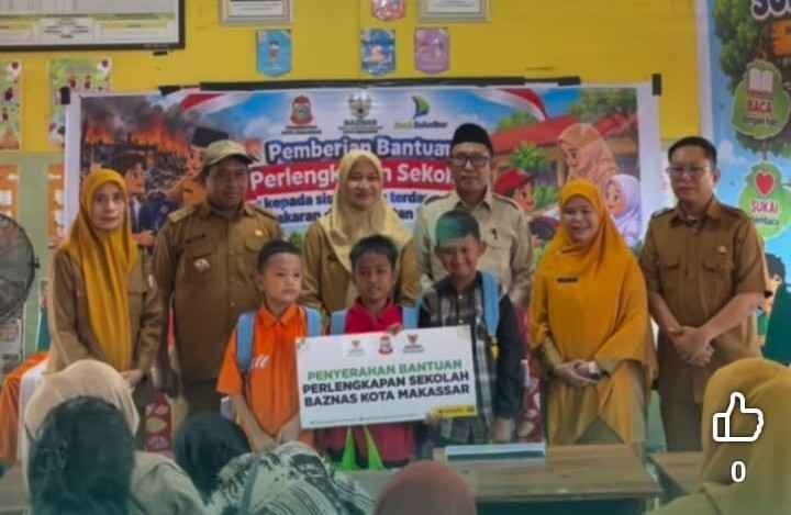 27 Siswa SDN Baraya 1 Korban Kebakaran Bontoala Terima Bantuan Sekolah 1 27 Siswa SDN Baraya 1 Korban Kebakaran Bontoala Terima Bantuan Sekolah