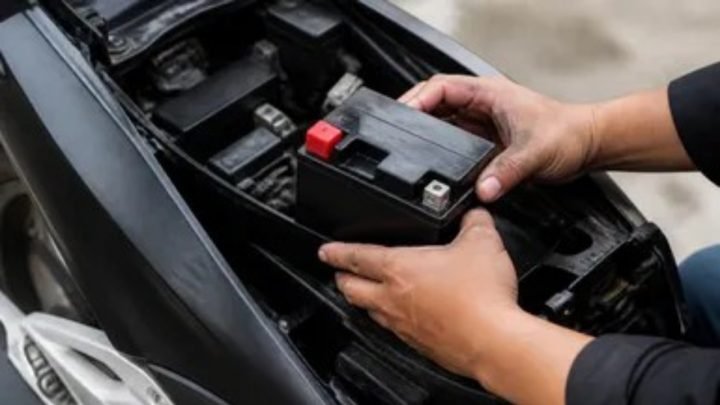 Tips Perawatan Aki Motor Honda agar Tetap Awet 1 Tips Perawatan Aki Motor Honda agar Tetap Awet