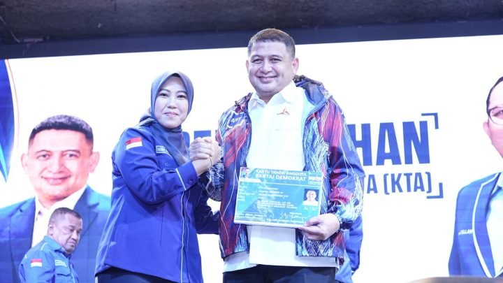 Appi Resmi Jadi Kader Demokrat Fatma Optimistis Kursi Legislatif Bertambah
