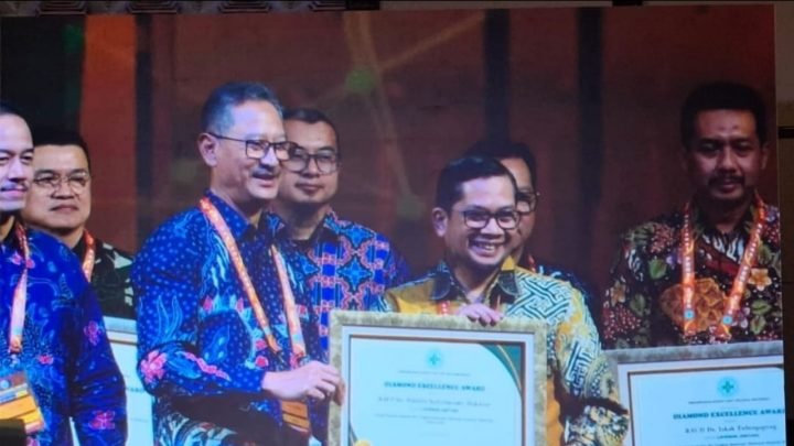 RS Wahidin Makassar Raih Tiga Penghargaan Nasional PERSI 2026 1 RS Wahidin Makassar Raih Tiga Penghargaan Nasional PERSI 2026