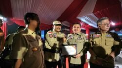 Wali Kota Makassar Munafri Arifuddin Terima Penghargaan dari Mensos RI